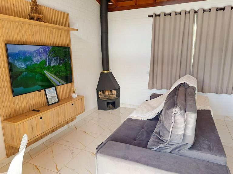 Chalé Aconchegante com Jacuzzi Privativa I