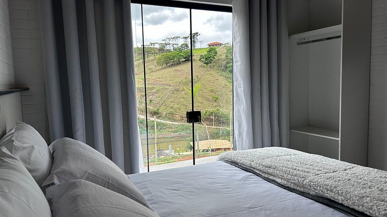 Chalé Aconchegante com Jacuzzi Privativa IIII