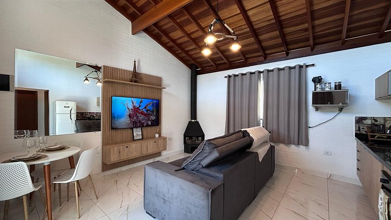 Chalé Aconchegante com Jacuzzi Privativa I
