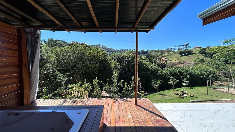 Chalé Aconchegante com Jacuzzi Privativa I