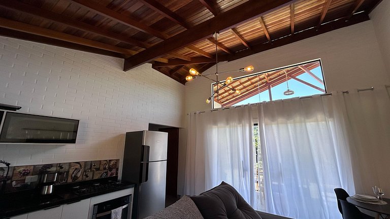 Chalé Aconchegante com Jacuzzi Privativa IIII
