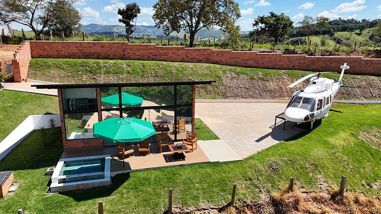 Cabana Romântica com Helicóptero