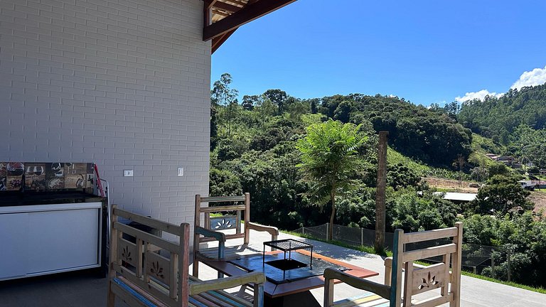 Chalé Aconchegante com Jacuzzi Privativa II