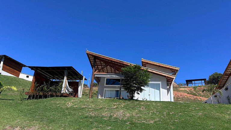Chalé Aconchegante com Jacuzzi Privativa III