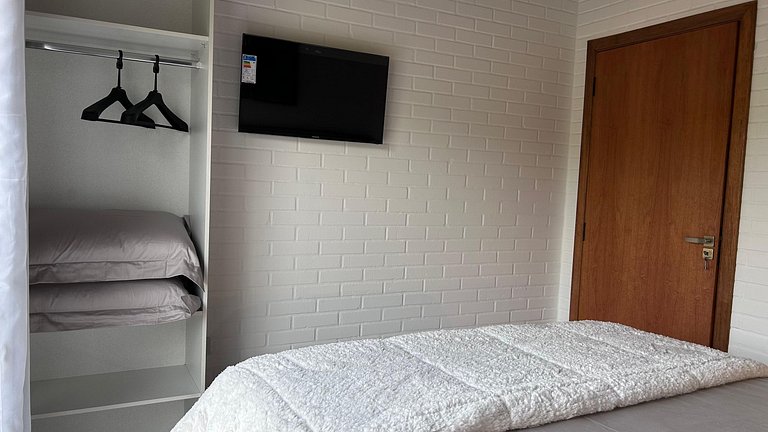 Chalé Aconchegante com Jacuzzi Privativa III