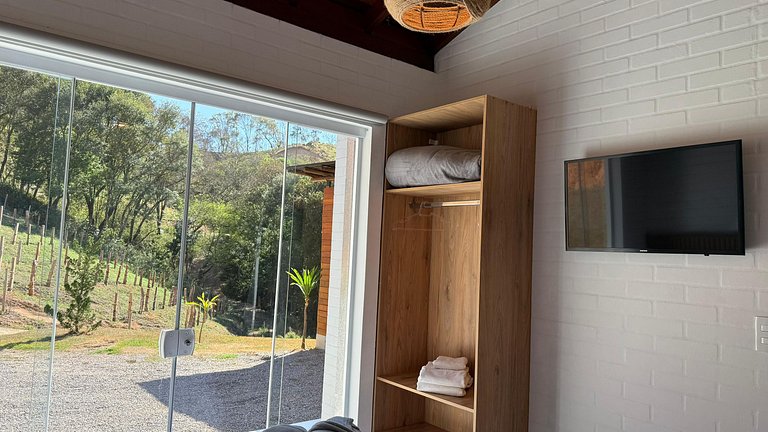 Chalé Aconchegante com Jacuzzi Privativa I